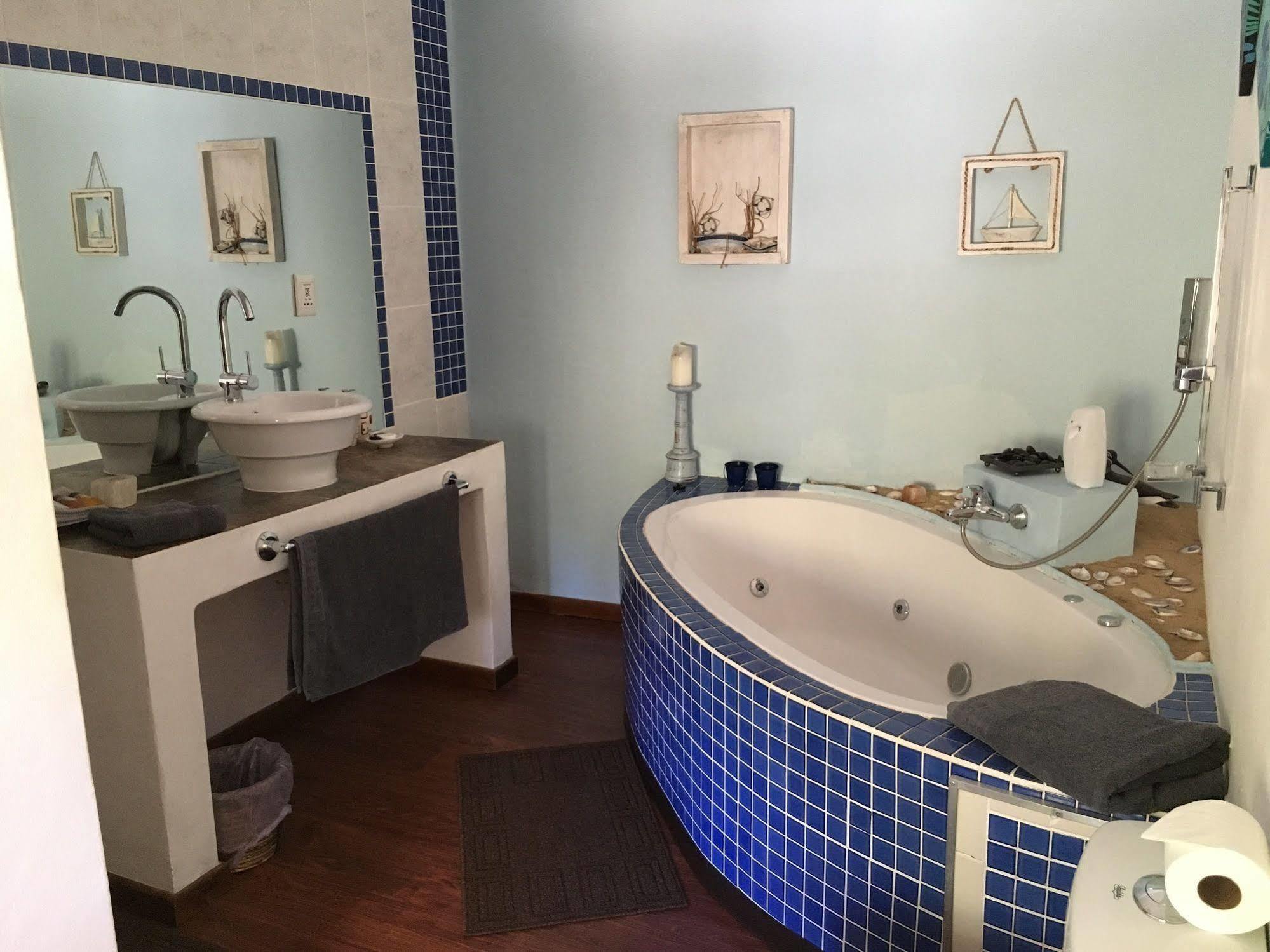 Ons Stee Bed And Breakfast Wellington Dış mekan fotoğraf